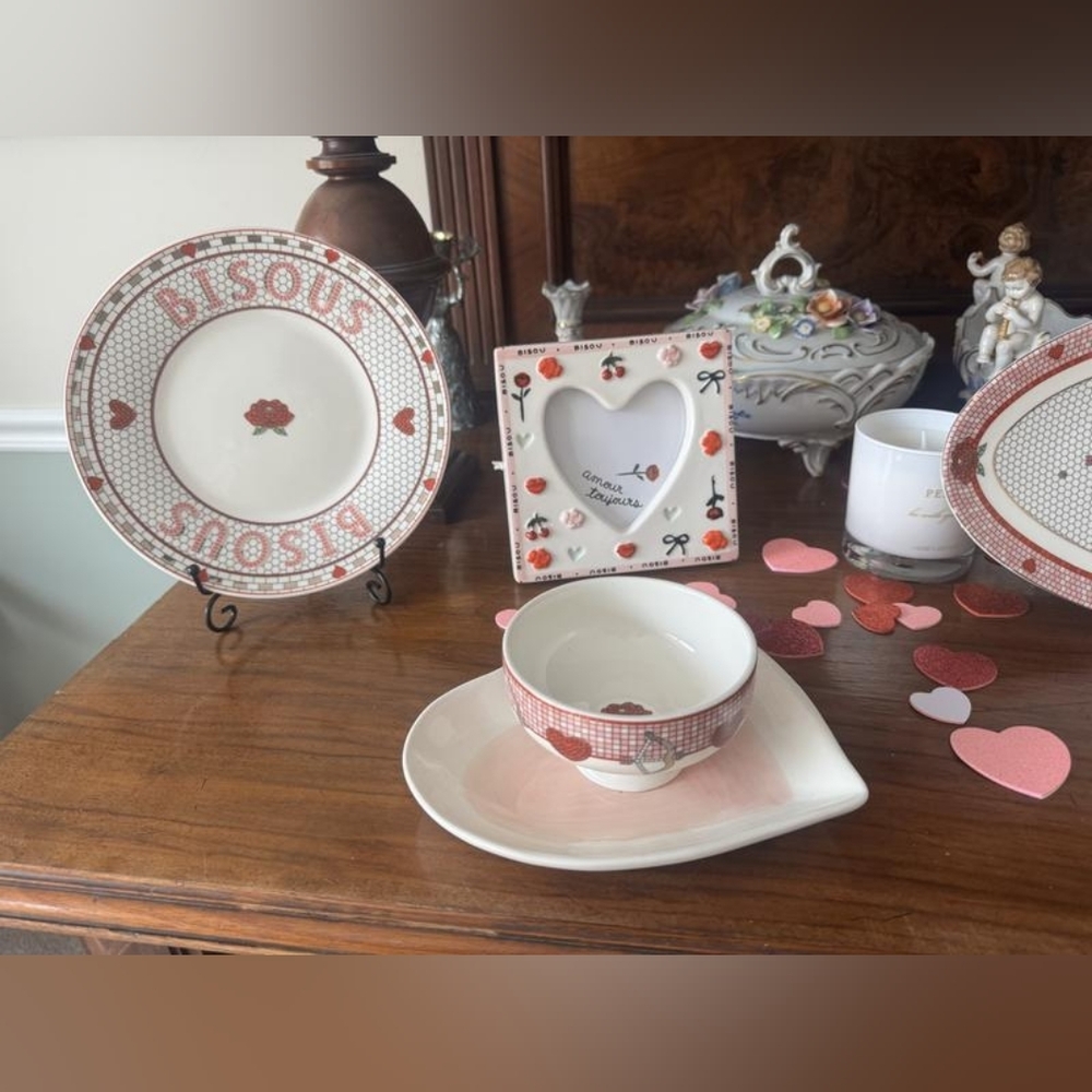 Anthropologie Bistro Tile Stoneware Dessert Plate Valentine's Edition Bisous - Picture 3 of 7